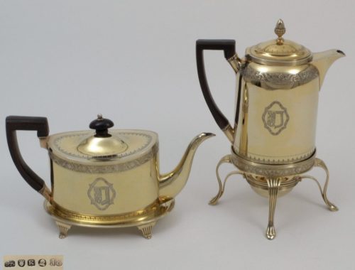 englische Silber vergoldete Kaffeekanne und Teekanne