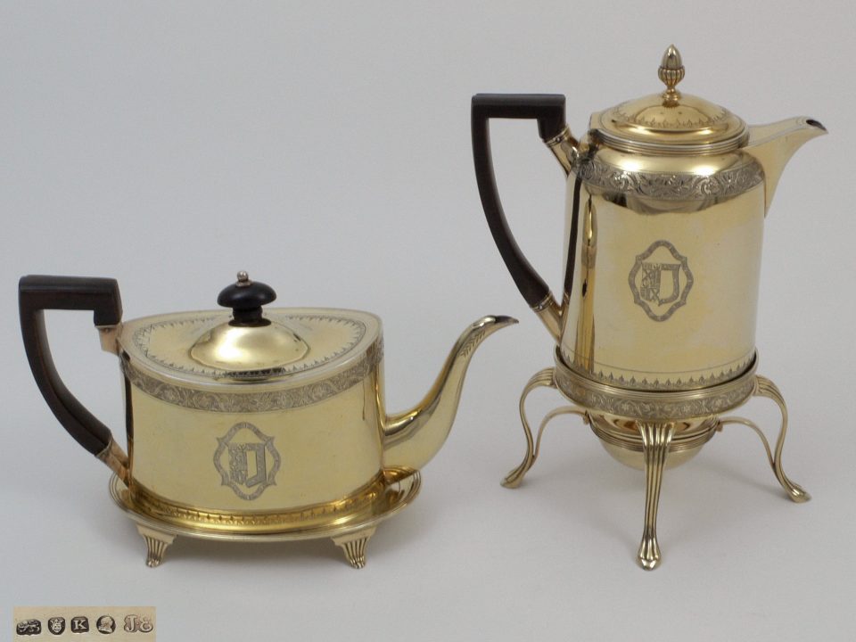 englische Silber vergoldete Kaffeekanne und Teekanne